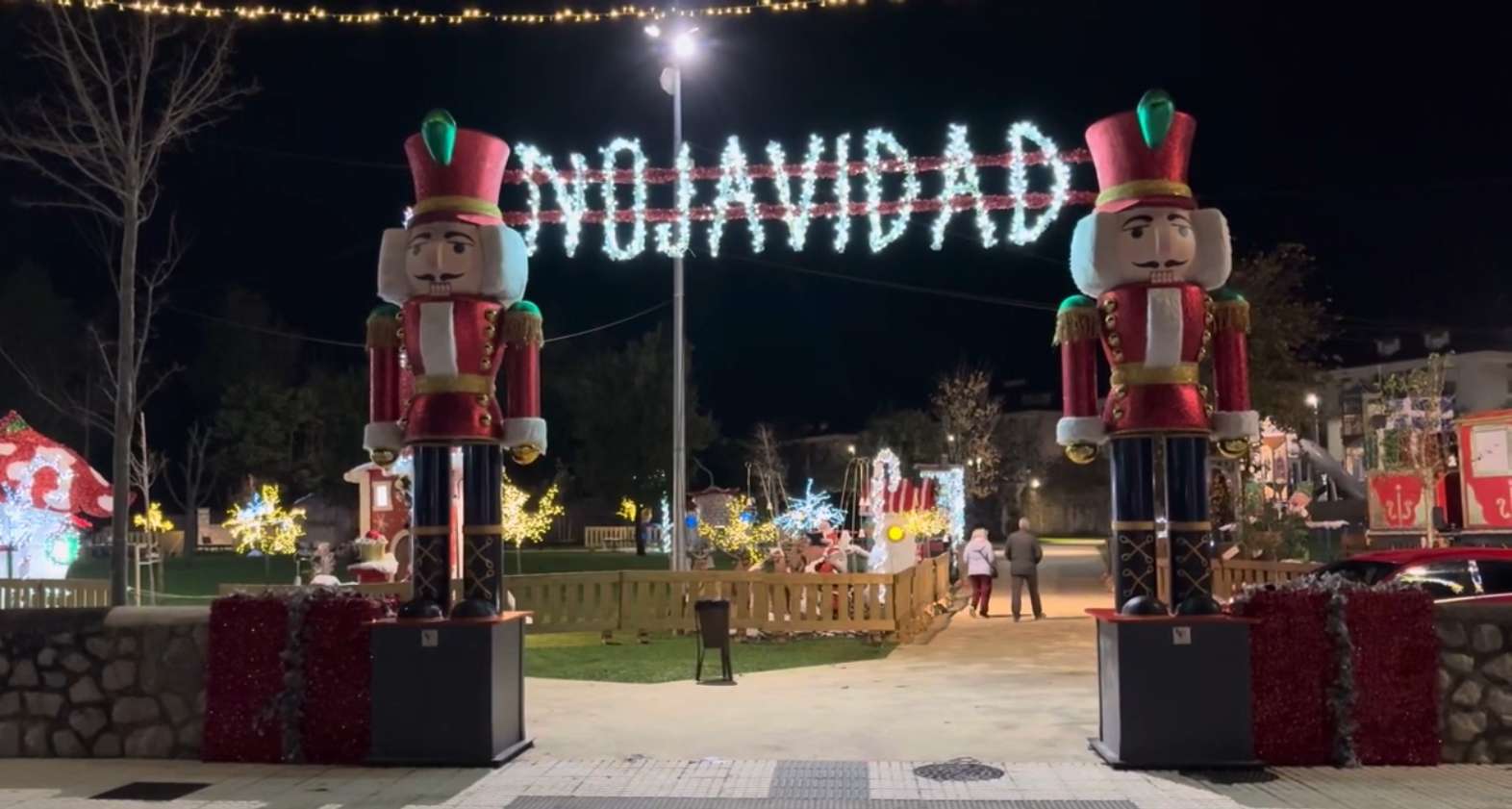 noja en navidad 2025 villa europea