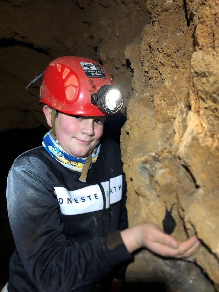 taller_minerales_cuevas_ninos_cantabria